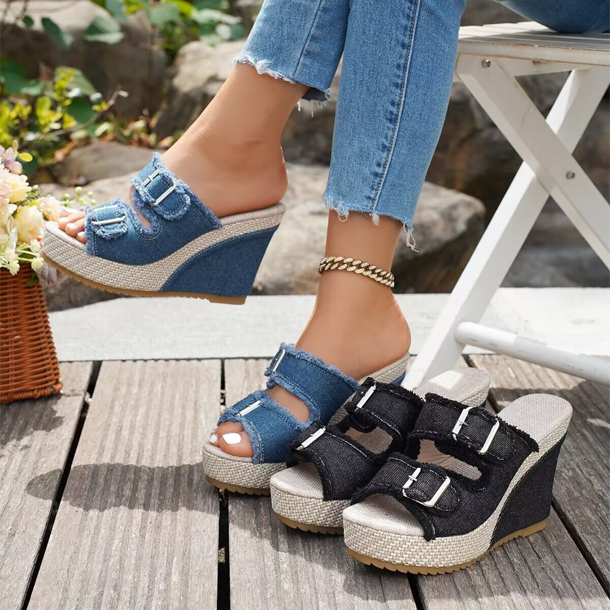 Atelier Denim Wig-Sandalen met Rafelrand